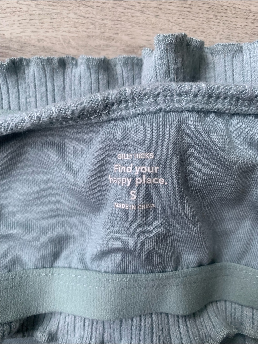 Gilly Hicks cropped Bralette/top sage green size small - Picture 4 of 6